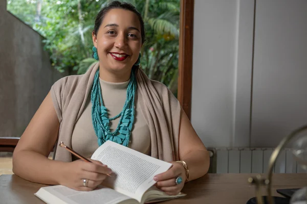 Júlia Audujas, fundadora da Cronos Educ